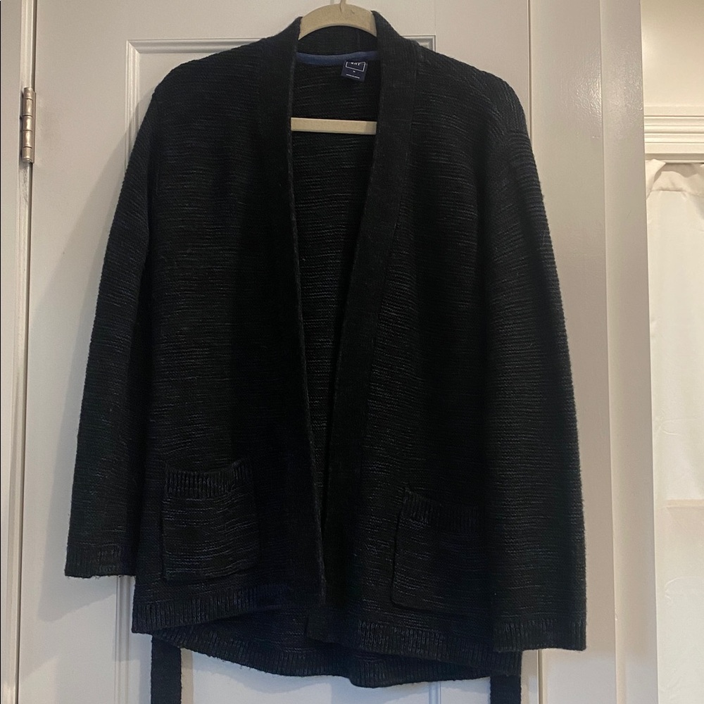 GAP Black and Blue Knit Sweater